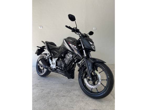 HONDA CB 300F TWISTER CBS HONDA CB 300F TWISTER CBS